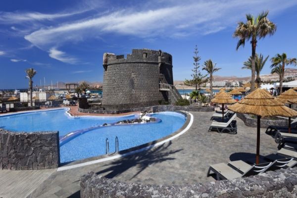 Barcelo Castillo Beach Resort